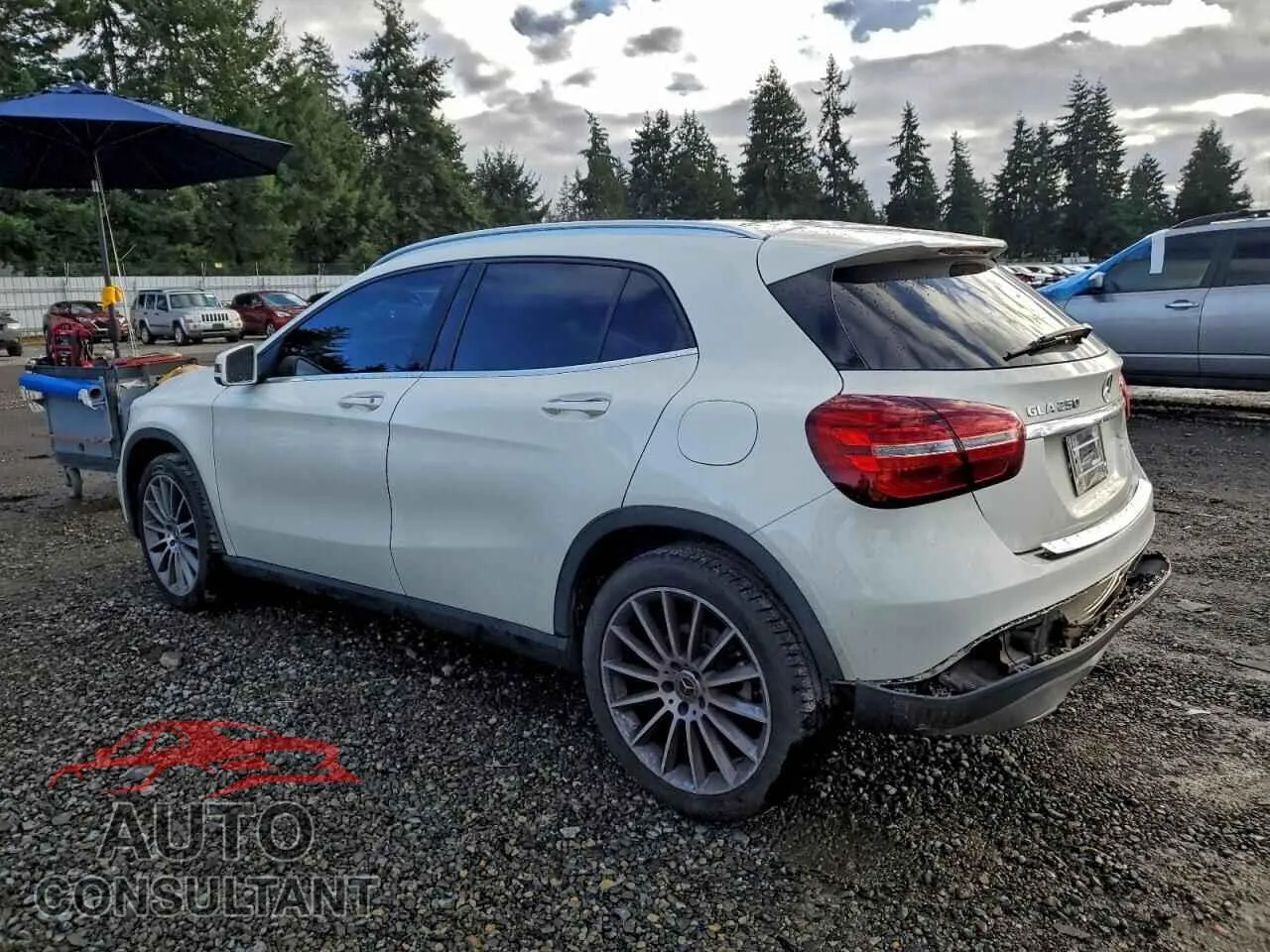 2018 MERCEDES-BENZ GLA-CLASS Damaged VIN WDCTG4GB5JJ449428 – rear exterior 2018 MERCEDES-BENZ GLA-CLASS Damaged VIN WDCTG4GB5JJ449428 – rear exterior