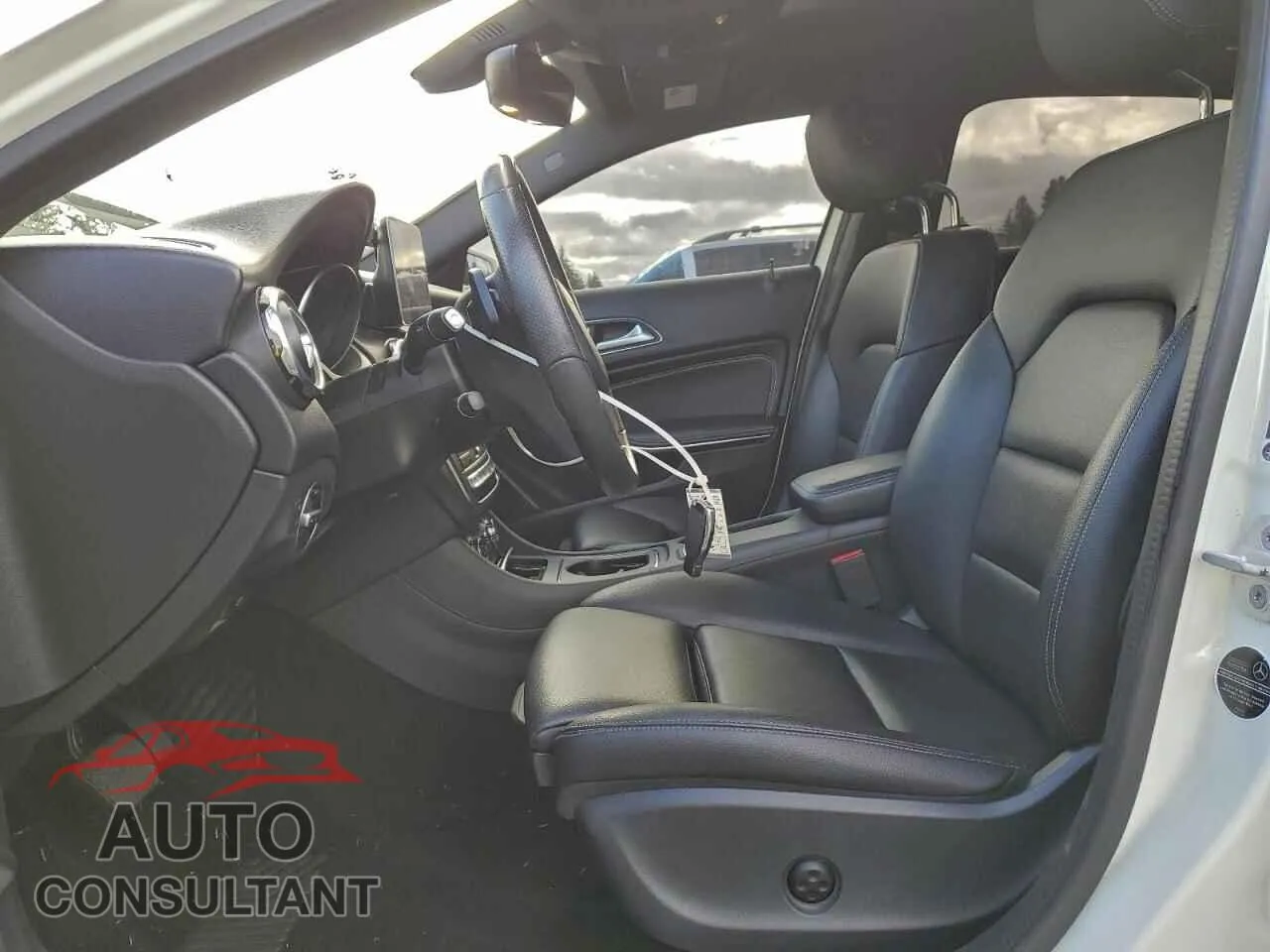 2018 MERCEDES-BENZ GLA-CLASS Damaged VIN WDCTG4GB5JJ449428 – exterior detail 2018 MERCEDES-BENZ GLA-CLASS Damaged VIN WDCTG4GB5JJ449428 – exterior detail