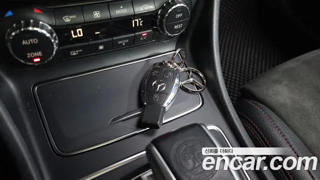 2019 Mercedes-Benz GLA-Class X156 GLA45 AMG 4MATIC Sold VIN WDCTG5CB4KJ544334 – exterior detail 2019 Mercedes-Benz GLA-Class X156 GLA45 AMG 4MATIC Sold VIN WDCTG5CB4KJ544334 – exterior detail