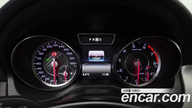 2017 Mercedes-Benz GLA-Class X156 GLA45 AMG 4MATIC Sold VIN WDCTG5CB6HJ357122 – dashboard