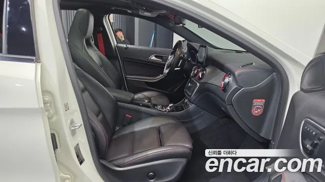 2017 Mercedes-Benz GLA-Class X156 GLA45 AMG 4MATIC Sold VIN WDCTG5CB6HJ357122 – trunk area