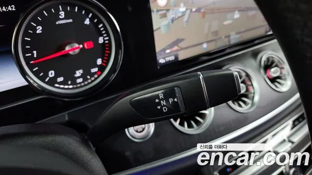 2019 Mercedes-Benz E-Class W213 E220d Coupe Sold VIN WDD1J1EB1KF102611 – interior seats