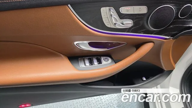 2017 Mercedes-Benz E-Class W213 E220d Coupe Sold VIN WDD1J1EB5HF012256 – dashboard