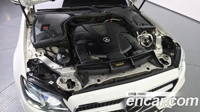 2017 Mercedes-Benz E-Class W213 E400 4MATIC Coupe Sold VIN WDD1J6GB3HF019488 – photo 34