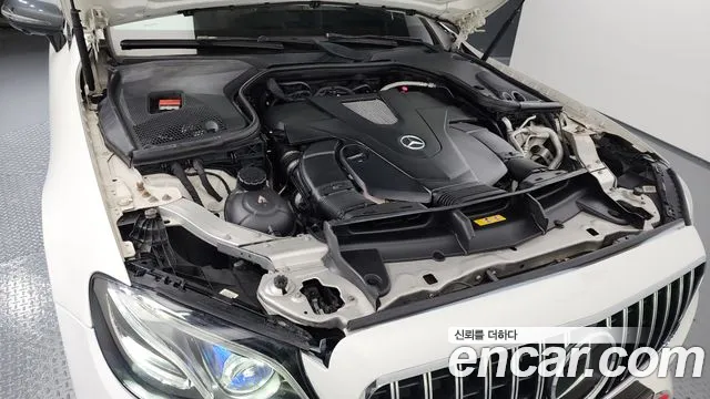 2019 Mercedes-Benz E-Class W213 E450 4MATIC Coupe Sold VIN WDD1J6JB1KF081052 – trunk area
