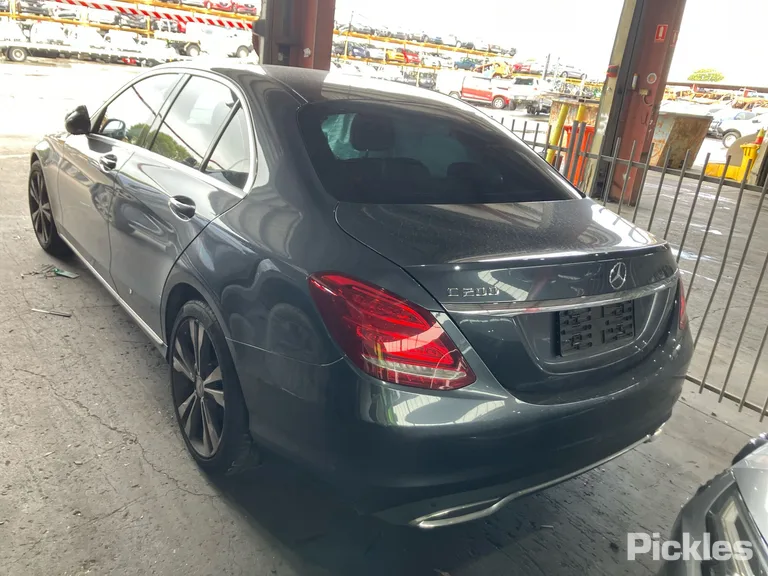 2016 Mercedes-Benz C-Class Used VIN WDD2050422R185470 – rear exterior