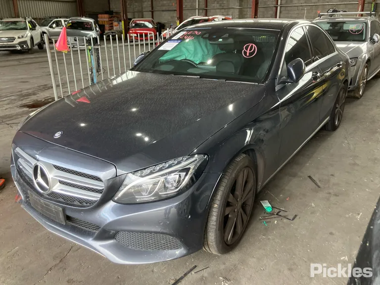 2016 Mercedes-Benz C-Class Used VIN WDD2050422R185470 – engine bay