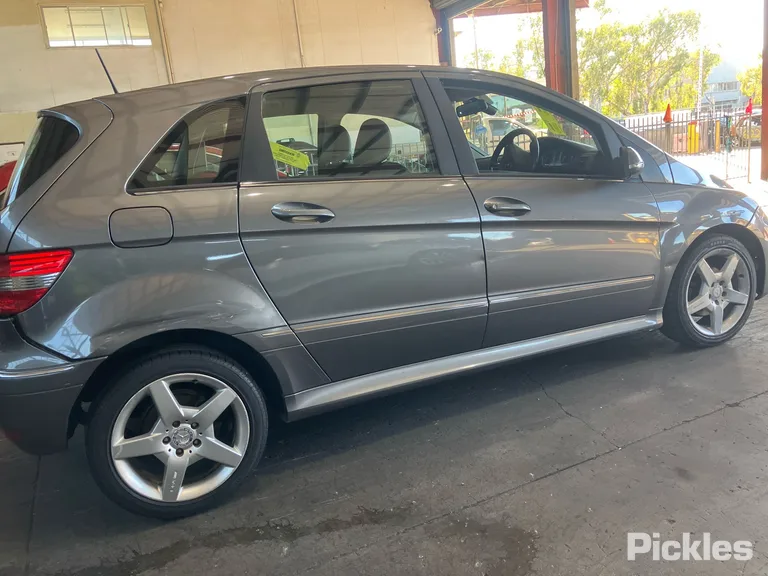 2010 Mercedes-Benz B-Class Used VIN WDD2452322J619044 – photo 15 2010 Mercedes-Benz B-Class Used VIN WDD2452322J619044 – photo 15