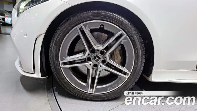2019 Mercedes-Benz CLS-Class C257 CLS300d AMG Line Sold VIN WDD2J1JB2KA034407 – exterior detail