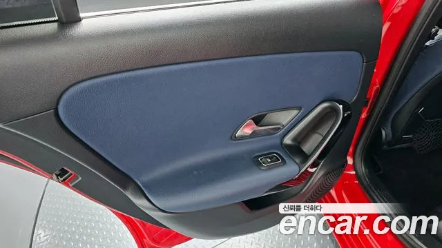 2019 Mercedes-Benz A-Class W177 A220 Hatchback Sold VIN WDD3F4EB2KJ072401 – front exterior