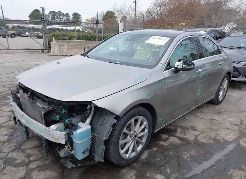 2019 MERCEDES-BENZ A-Class VIN WDD3G4EB5KW025363