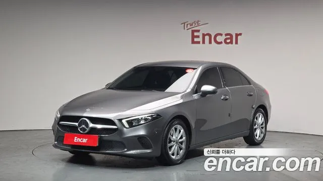 2020 Mercedes-Benz A-Class W177 A220 Sedan Sold VIN WDD3G4EBXLJ170820 – side profile