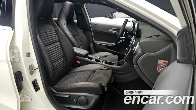 2018 Mercedes-Benz A-Class W176 A200 AMG Line Sold VIN WDDBF4DB2JJ734425 – interior seats