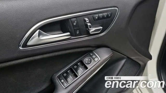 2018 Mercedes-Benz A-Class W176 A200 AMG Line Sold VIN WDDBF4DB2JJ734425 – exterior detail