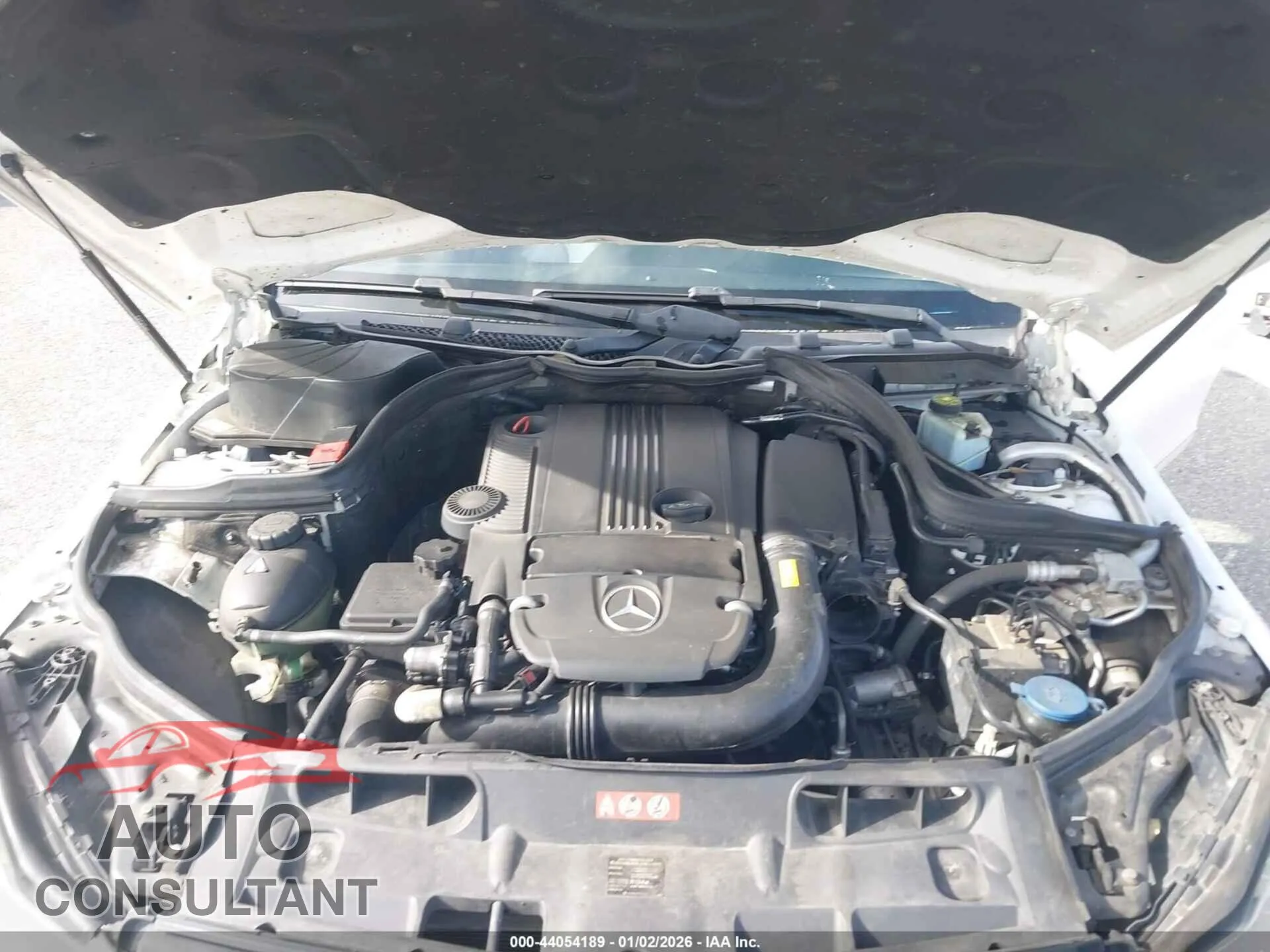 2014 MERCEDES-BENZ C 250 Damaged VIN WDDGF4HB7EG189261 – odometer reading