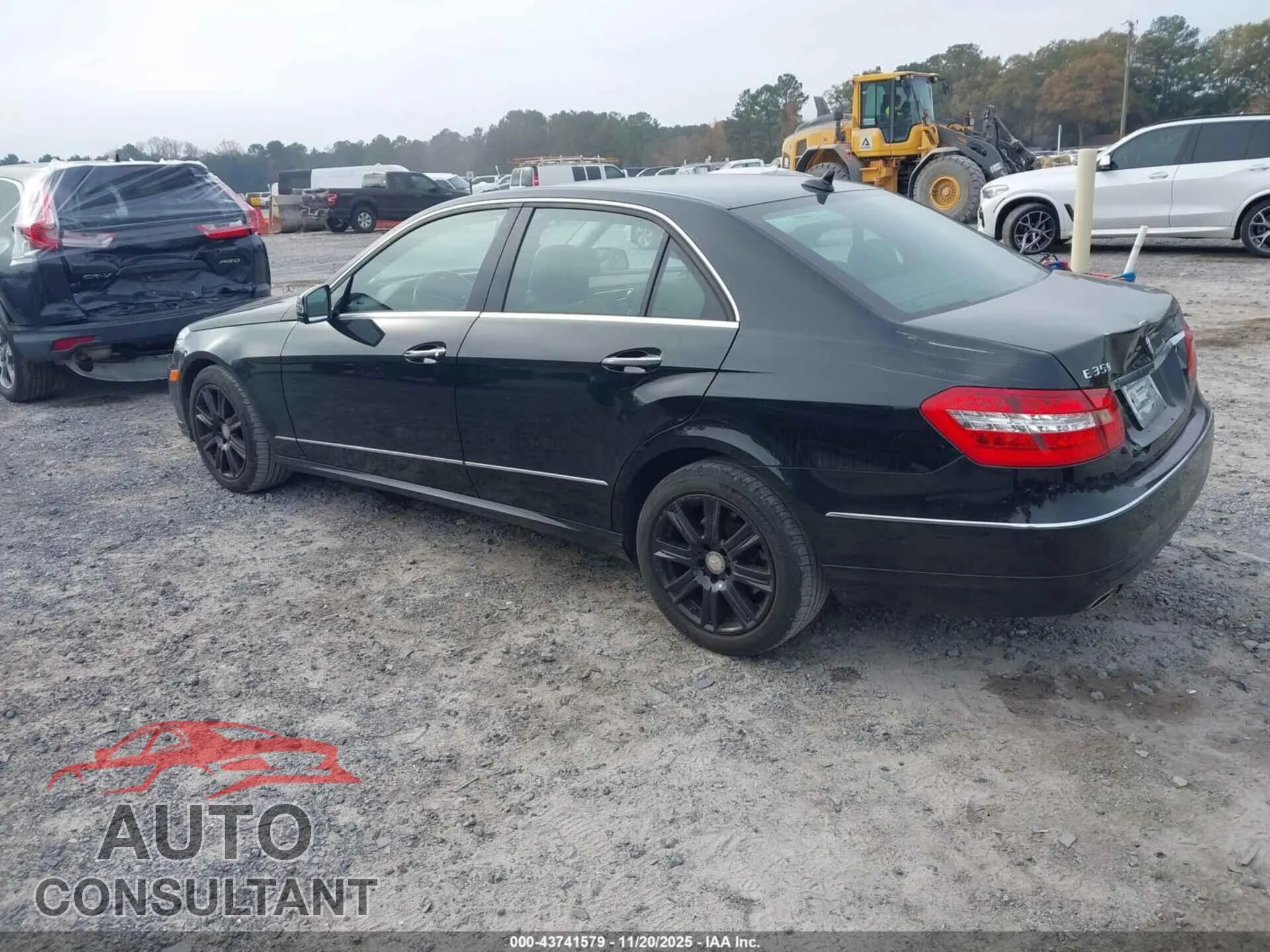 2013 MERCEDES-BENZ E 350 Damaged VIN WDDHF5KB3DA766856 – side profile
