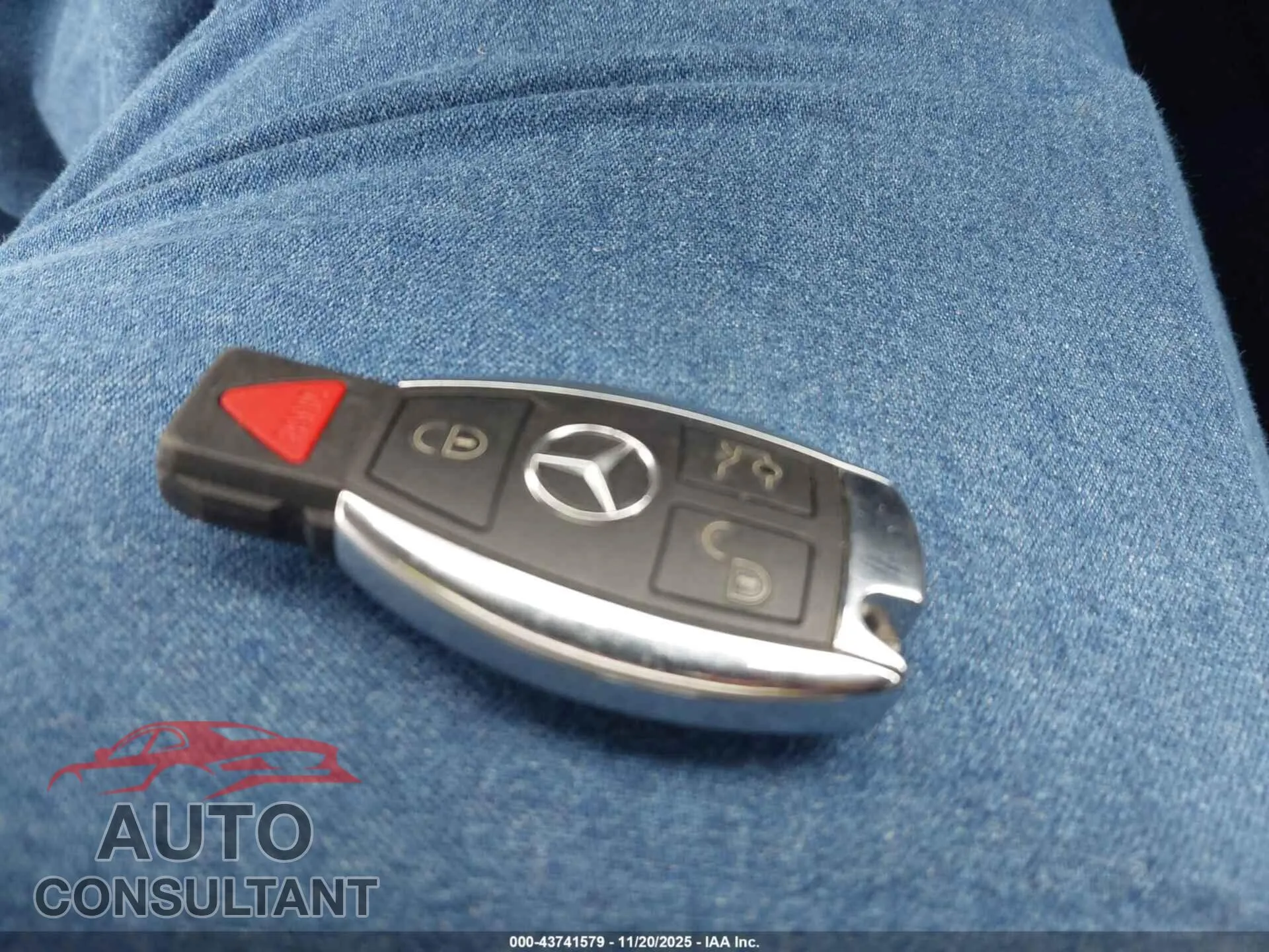 2013 MERCEDES-BENZ E 350 Damaged VIN WDDHF5KB3DA766856 – photo 11
