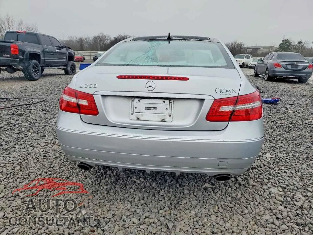 2010 MERCEDES-BENZ E-CLASS Damaged VIN WDDKJ5GB7AF009258 – engine bay