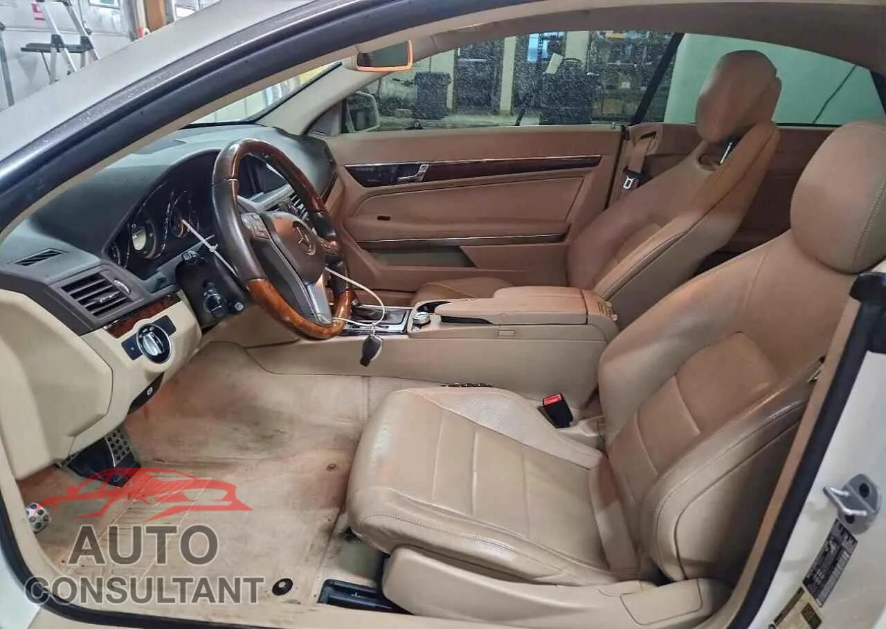 2012 MERCEDES-BENZ E-CLASS Damaged VIN WDDKJ5KB9CF134613 – exterior detail