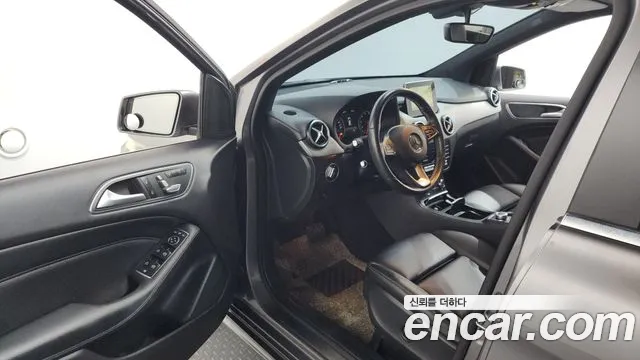 2018 Mercedes-Benz B-Class W246 B220 Sold VIN WDDMH4FB7JN240649 – photo 12