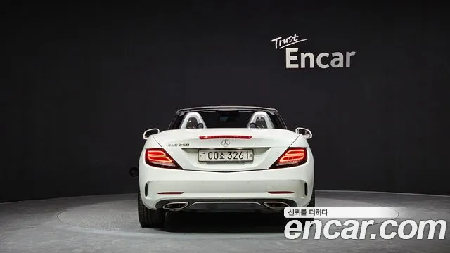 2019 Mercedes-Benz SLC-Class R172 SLC250 Sold VIN WDDPK3FA3KF162110 – trunk area