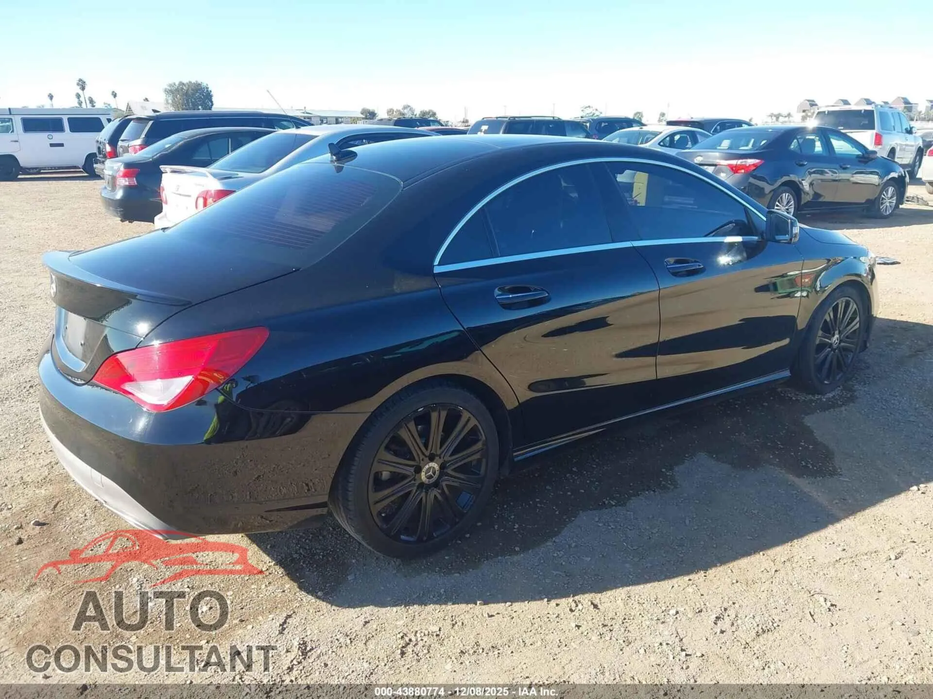 2018 MERCEDES-BENZ CLA 250 Damaged VIN WDDSJ4EB9JN543851 – dashboard