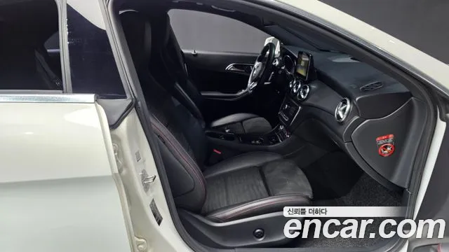 2018 Mercedes-Benz CLA-Class C117 CLA220 AMG Line Sold VIN WDDSJ4FB0JN697573 – photo 23
