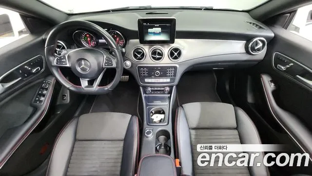 2018 Mercedes-Benz CLA-Class C117 CLA220 AMG Line Sold VIN WDDSJ4FB5JN572312 – rear exterior