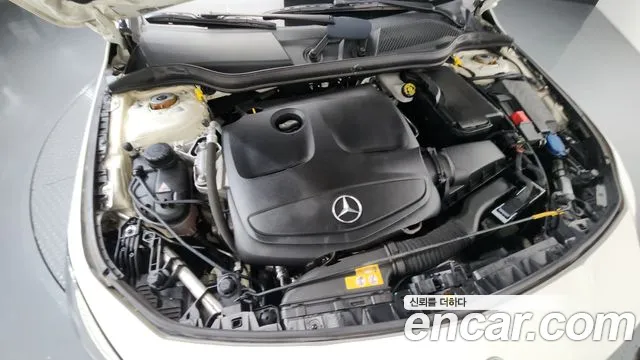 2018 Mercedes-Benz CLA-Class C117 CLA220 AMG Line Sold VIN WDDSJ4FB5JN572312 – exterior detail