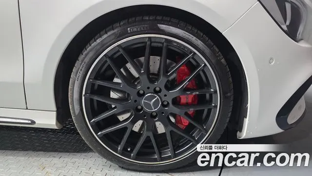 2018 Mercedes-Benz CLA-Class C117 CLA45 AMG 4MATIC Sold VIN WDDSJ5CB1JN664074 – dashboard