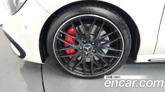 2018 Mercedes-Benz CLA-Class C117 CLA45 AMG 4MATIC Sold VIN WDDSJ5CB1JN692053 – photo 24