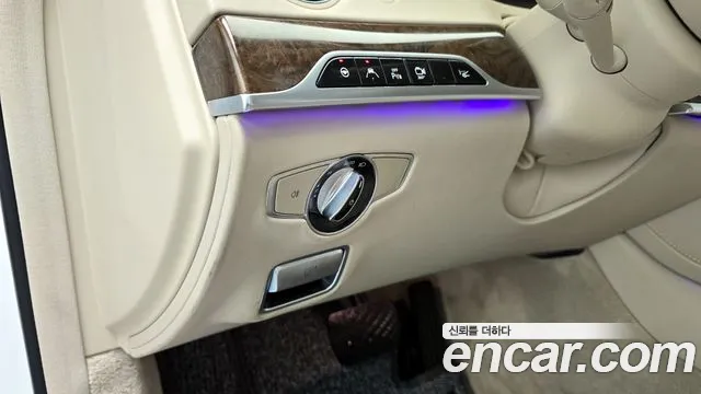 2017 Mercedes-Benz S-Class W222 S500L Sold VIN WDDUG8CB5HA301013 – exterior detail