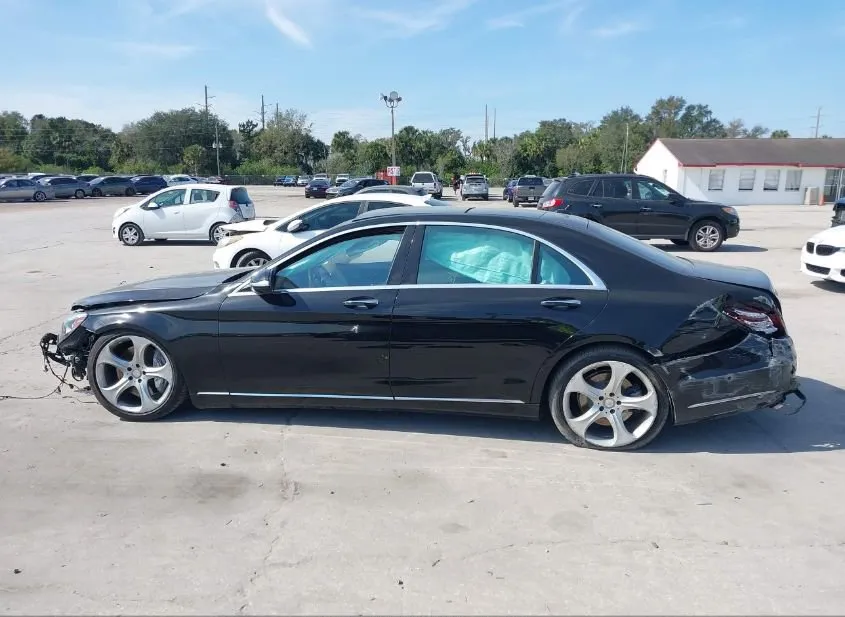 2015 MERCEDES-BENZ S-Class Used VIN WDDUG8FB8FA119699 – trunk area 2015 MERCEDES-BENZ S-Class Used VIN WDDUG8FB8FA119699 – trunk area