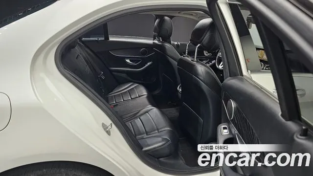 2019 Mercedes-Benz C-Class W205 C220 D Avantgarde Sold VIN WDDWF1EB7KR487680 – front exterior