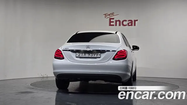 2017 Mercedes-Benz C-Class W205 C200 Sold VIN WDDWF4CB0HF587702 – photo 16
