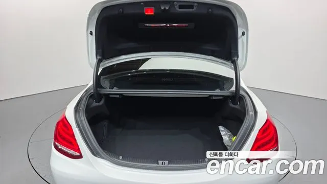 2017 Mercedes-Benz C-Class W205 C200 Avantgarde Sold VIN WDDWF4CB4HF424695 – photo 16