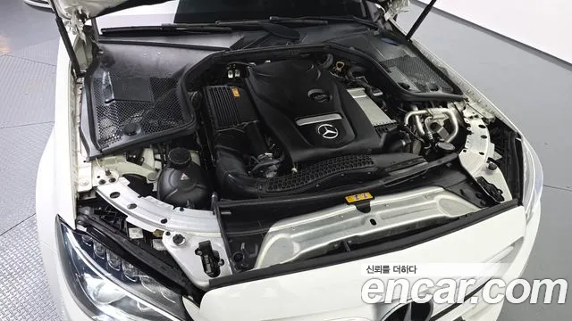 2017 Mercedes-Benz C-Class W205 C200 Avantgarde Sold VIN WDDWF4CB6HF523163 – photo 12
