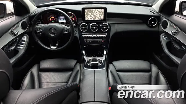 2017 Mercedes-Benz C-Class W205 C200 Avantgarde Sold VIN WDDWF4CB6HF593729 – front exterior