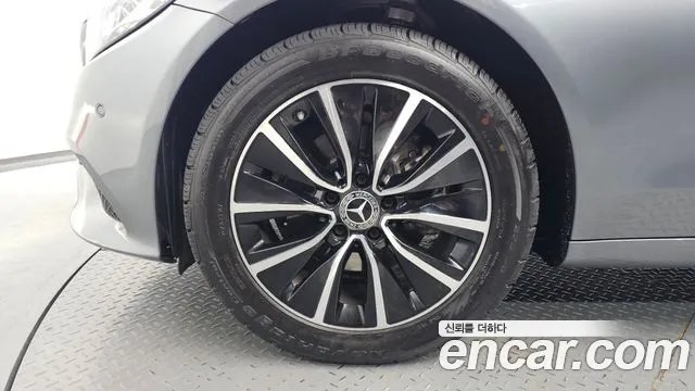 2019 Mercedes-Benz C-Class W205 C200 Sold VIN WDDWF8AB1KR511793 – undercarriage