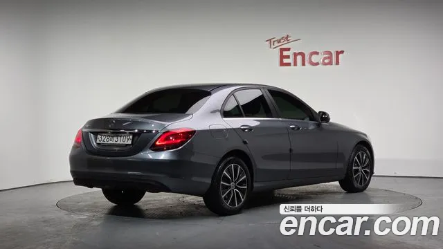 2019 Mercedes-Benz C-Class W205 C200 Sold VIN WDDWF8AB3KR511536 – exterior detail