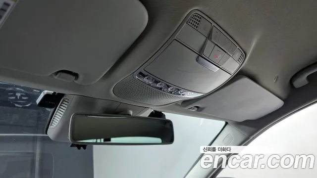2020 Mercedes-Benz C-Class W205 C200 Sold VIN WDDWF8AB4LR563162 – interior seats
