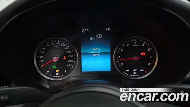 2019 Mercedes-Benz C-Class W205 C200 Sold VIN WDDWF8AB8KR503514 – exterior detail