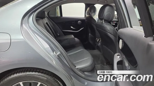 2019 Mercedes-Benz C-Class W205 C200 Sold VIN WDDWF8AB8KR503514 – photo 24
