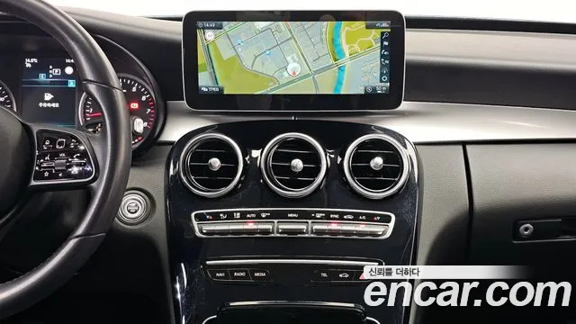 2020 Mercedes-Benz C-Class W205 C200 Sold VIN WDDWF8ABXLR563733 – photo 12