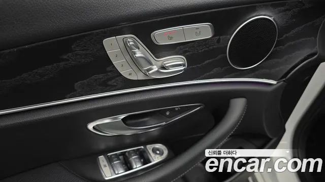 2017 Mercedes-Benz E-Class W213 E220d Avantgarde Sold VIN WDDZF0EB0HA155790 – photo 11