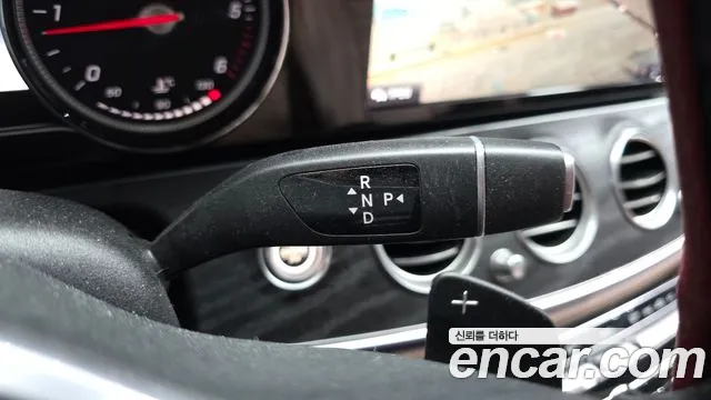 2019 Mercedes-Benz E-Class W213 E220d Avantgarde Sold VIN WDDZF0EB0KA494721 – dashboard