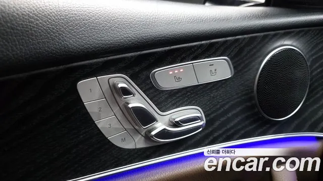 2019 Mercedes-Benz E-Class W213 E220d Avantgarde Sold VIN WDDZF0EB0KA494721 – interior seats