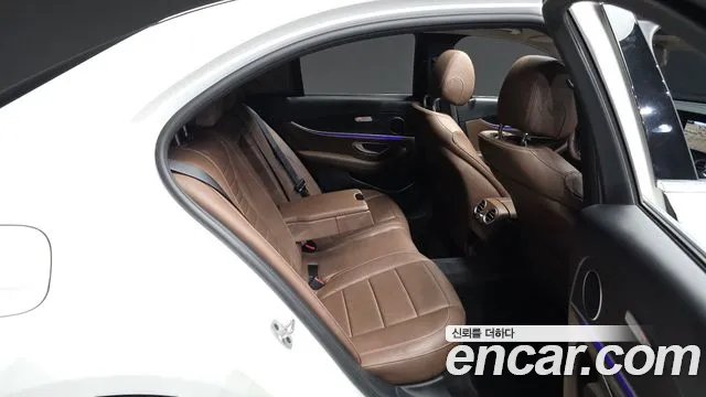 2019 Mercedes-Benz E-Class W213 E220d Avantgarde Sold VIN WDDZF0EB0KA494721 – undercarriage