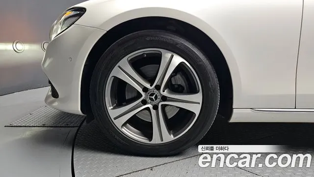 2019 Mercedes-Benz E-Class W213 E220d Avantgarde VIN WDDZF0EB1KA606815