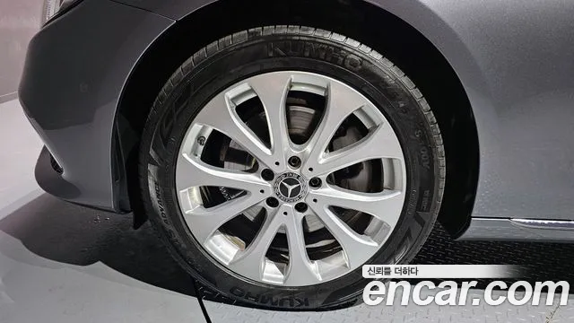 2018 Mercedes-Benz E-Class W213 E220d Exclusive Sold VIN WDDZF0EB2JA459905 – interior seats 2018 Mercedes-Benz E-Class W213 E220d Exclusive Sold VIN WDDZF0EB2JA459905 – interior seats